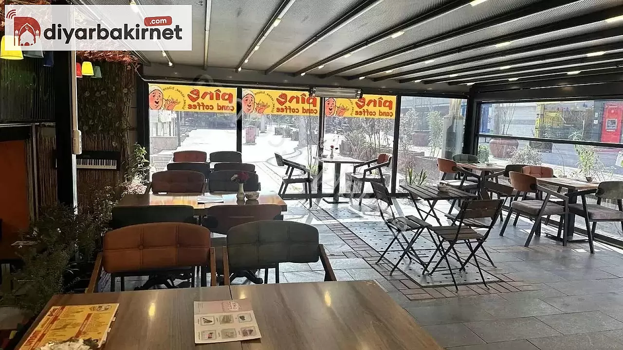 Kürtçe sevdalılarını sevindiren kafe..