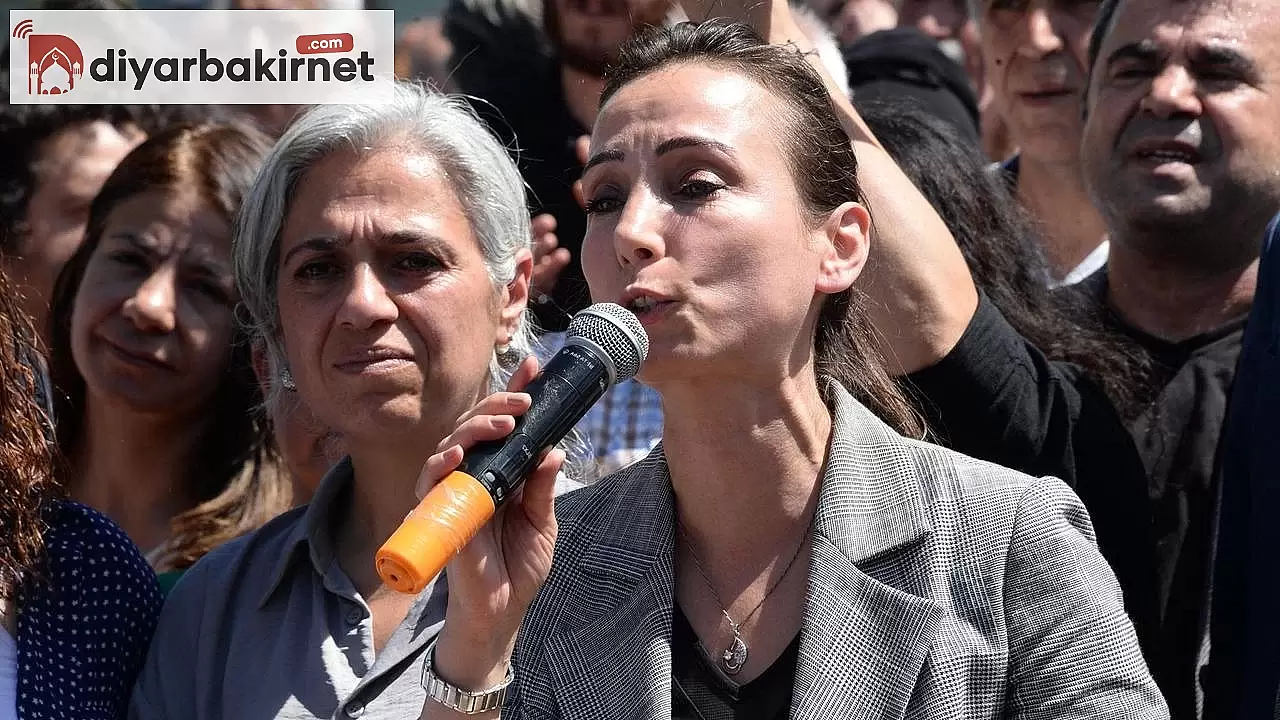 DEM Parti'li Tülay Hatimoğulları bir adım geri atmayacağız dedi