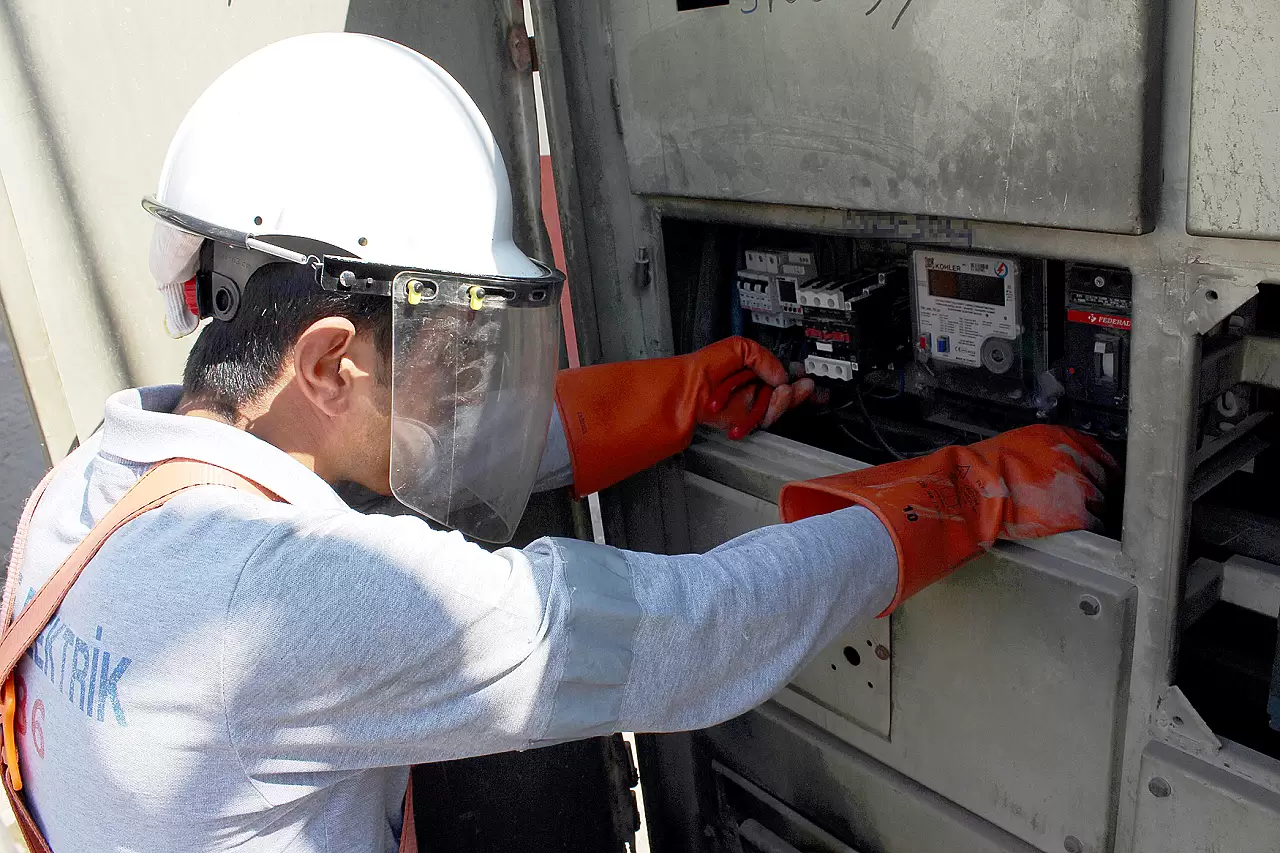 Diyarbakır’da Dicle Elektrik'ten kaçak elektrik mücadelesi