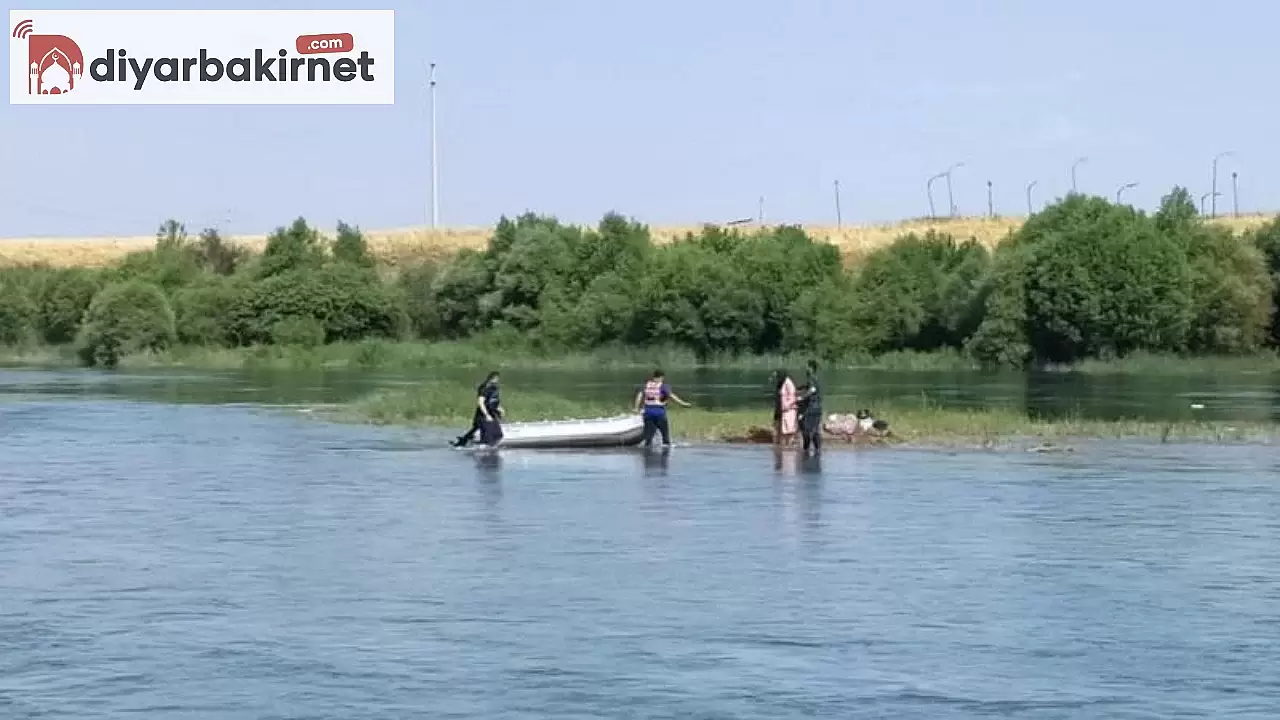 Dicle Nehri’nde mahsur kalan ailenin kurtarılma hikayesi Diyarbakır’da yürekleri sızlattı