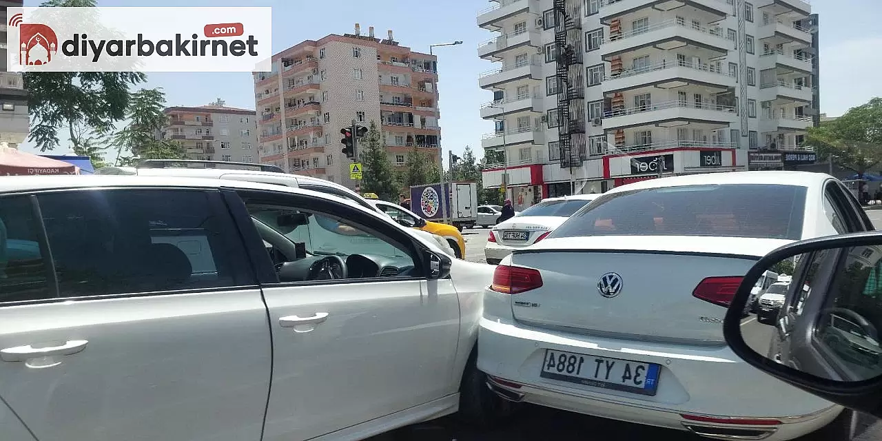 Gazilerde Meydana Gelen Kaza, Diyarbakır'da Endişe Yarattı