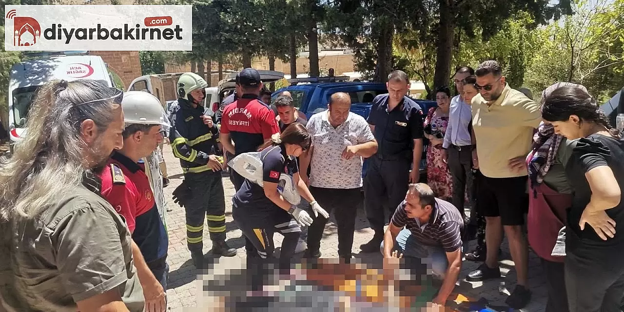 Mardin'de kaza sonucu devrilen traktör, 3 kişiyi yaralayarak ikiye bölündü