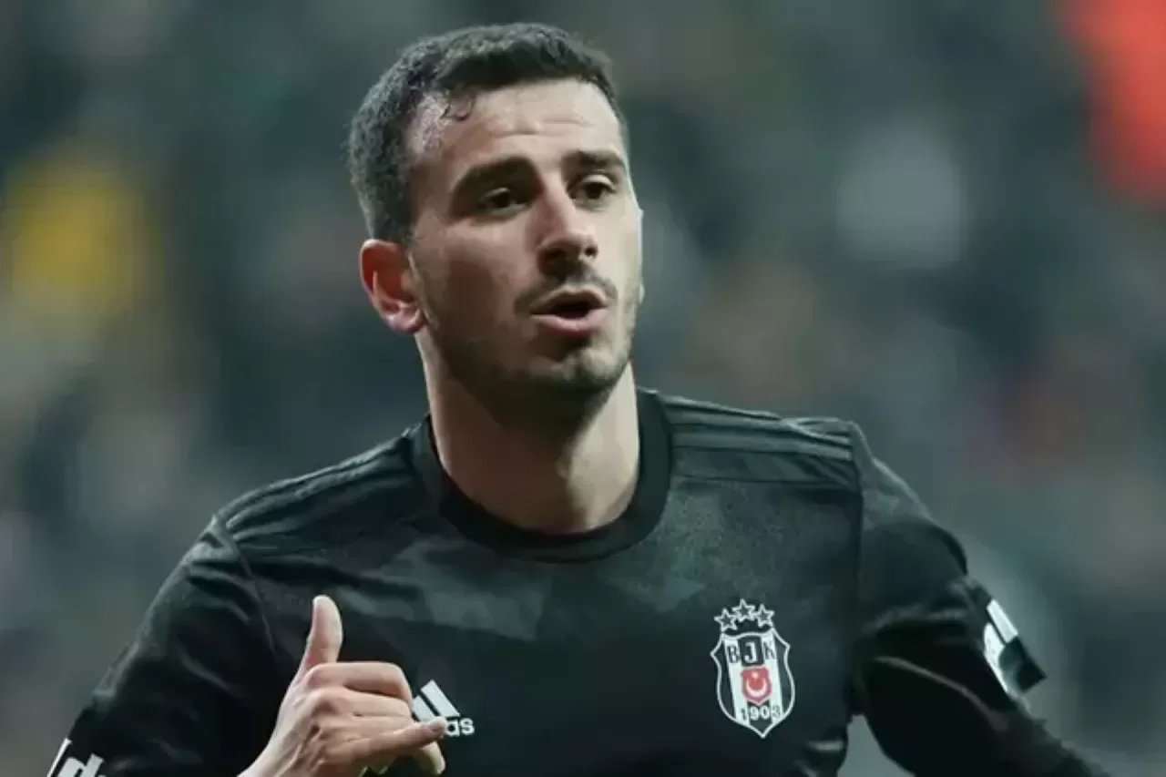 Oğuzhan Özyakup, 31 Yaşında Profesyonel Futbol Kariyerini Sonlandırdı