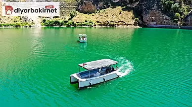 Dicle Baraj Gölü'ne Filistin bayraklarıyla süslenmiş tekneler yola çıkıyor