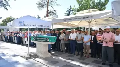 Abdullah Gül, Kayseri'de Halasının Cenaze Törenine Katıldı