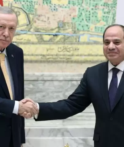 Türkiye Cumhurbaşkanı Erdoğan, Mısır lideri Sisi ile önemli bir buluşma gerçekleştirdi