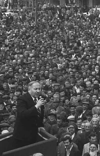 Necmettin Erbakan, Önümüzdeki Hafta Diyarbakır'da Ziyaret Gerçekleştirecek Arşiv