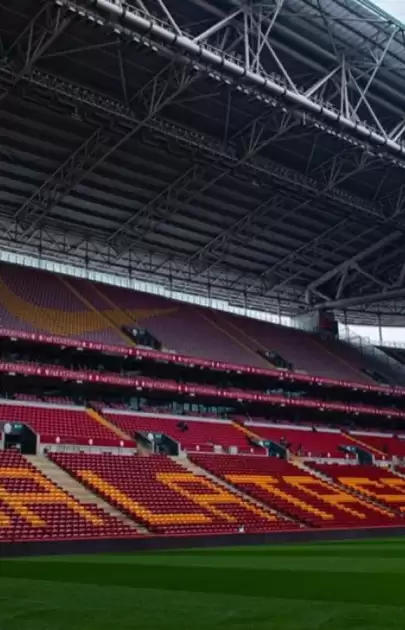 Galatasaray'dan ayrılanlar arasında Kerem Aktürkoğlu dışında Tete ve Ndombele de dikkat çekiyor