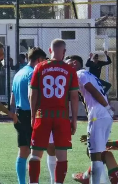 Diyarbakırspor, Vangölü FK'yı karşılaşmanın ardından etkileyici bir skorla mağlup etti.
