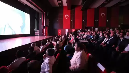 Diyarbakır Annelerinin Dramını Anlatan "Sesler ve Yüzler" Belgeseli Mardin'de Gösterildi