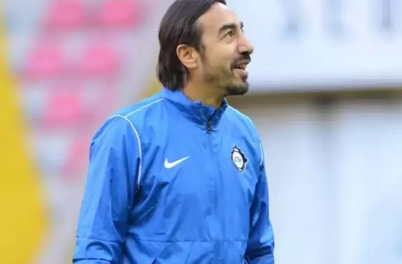 Dört Farklı Ligde Şampiyonluk Yaşayan İbrahim Öztürk Futbola Veda Etti