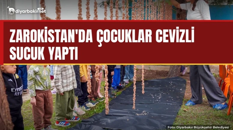 Zarokistan'da çocuklar bağbozumunda