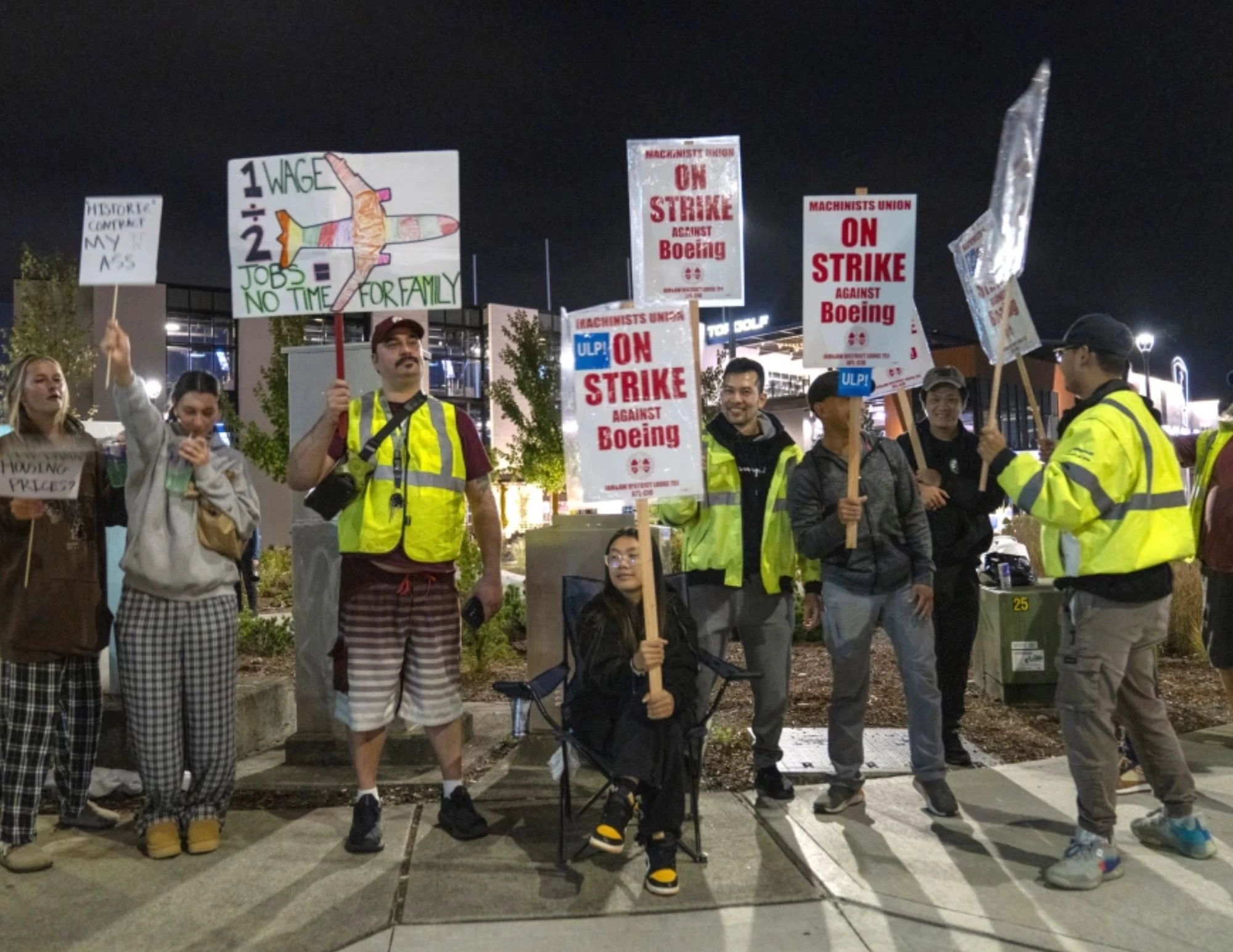 Boeing'de 30 Bin Çalışan Greve Gitti: Üretim Durdu, Şirket Zor Durumda