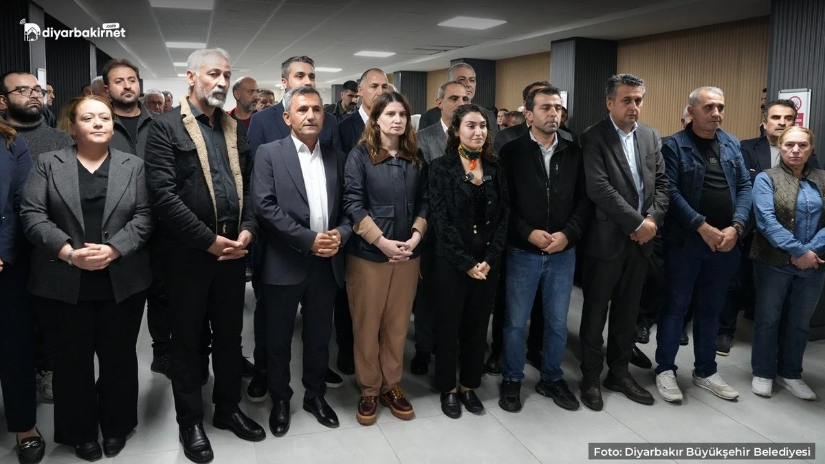 Sur'da kaldırım işgaline semt pazarı çözümü