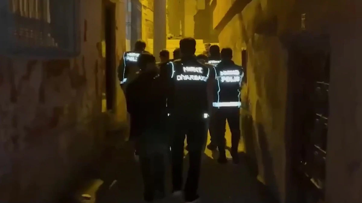 Bağlar ve Yenişehir'de 39 kilo uyuşturucu ele geçirildi
