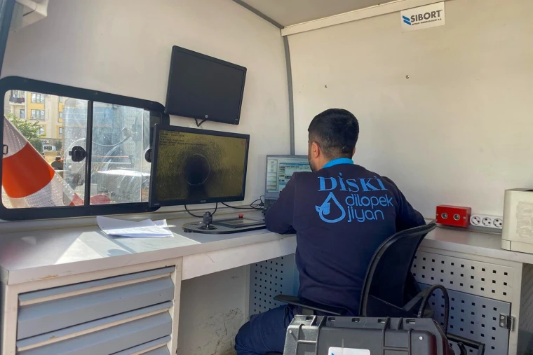 DİSKİ'nin kanalizasyon hattı kamera görüntüleme aracı