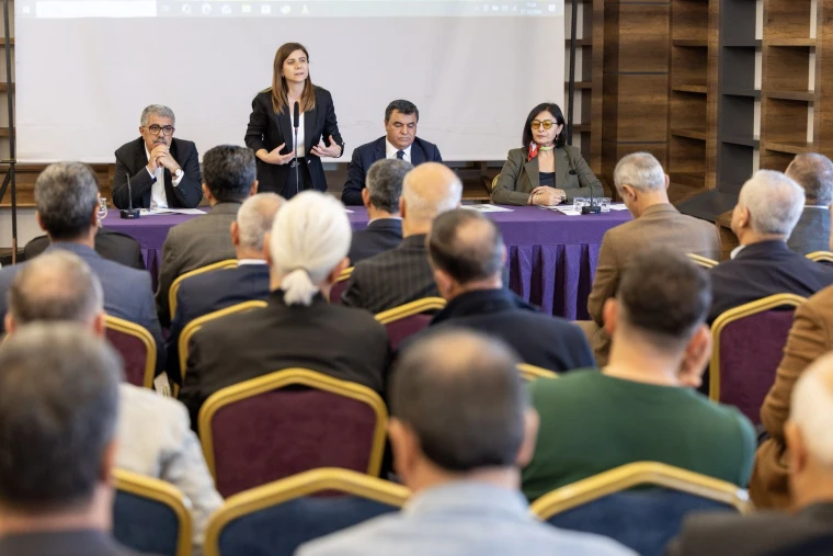 Diyarbakır Büyükşehir Belediyesi esnaf odaları toplantısı