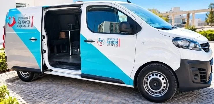 Diyarbakır Dicle Üniversitesi kampüsünde hizmet verecek Göç Danışma Aracı